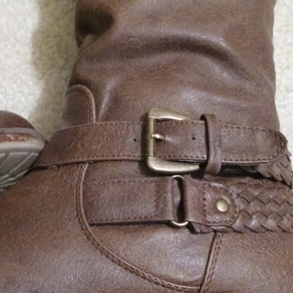 PRELOVED & VERY ADMRED XO XO Lace Up Shoe- Lace Tie Up Rear Boots - Picture 6 of 6